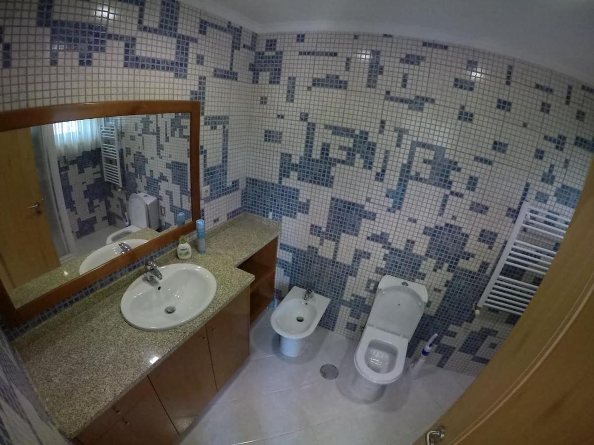 Valadas Guest House Canedo  ภายนอก รูปภาพ