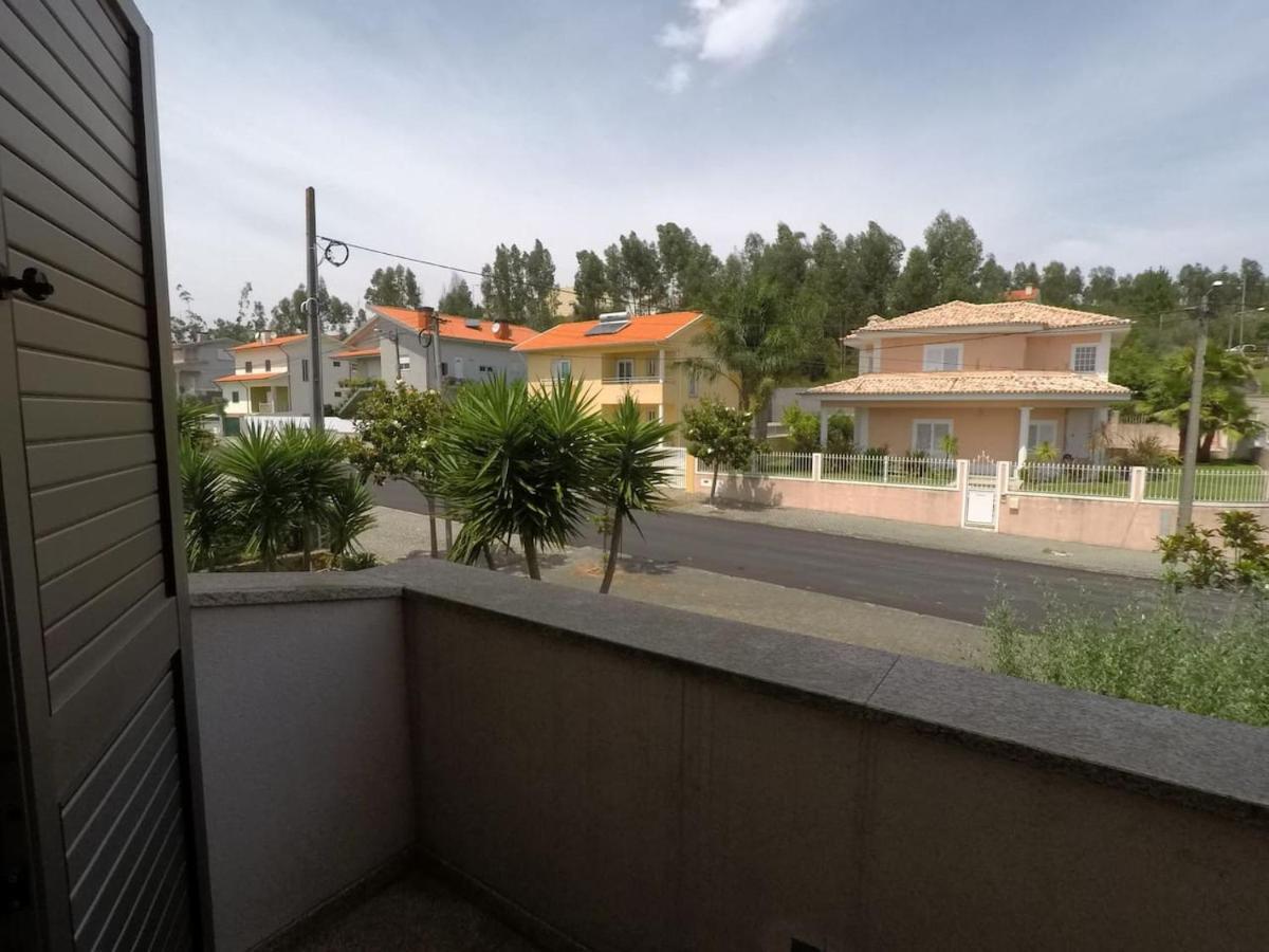 Valadas Guest House Canedo  ภายนอก รูปภาพ
