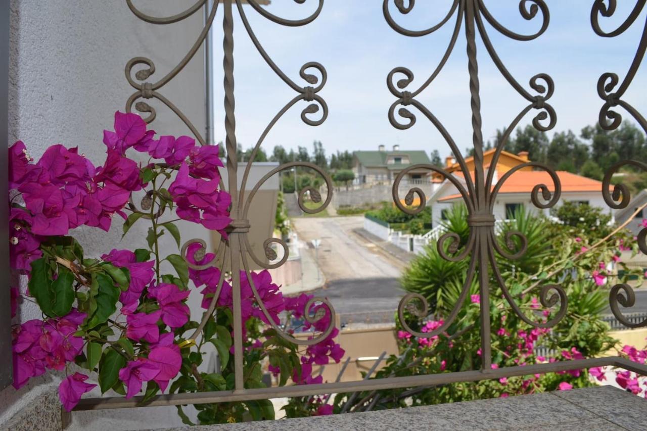 Valadas Guest House Canedo  ภายนอก รูปภาพ